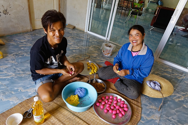 Famille et amis-AOU17-001